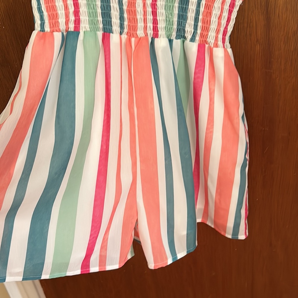 Romper - Picture 2 of 2